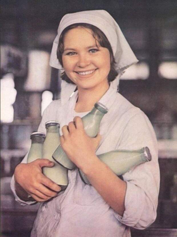 Красивые девушки на снимках из СССР