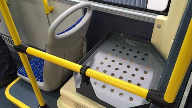 Пассажирский автобус сгорел в Саратовской области