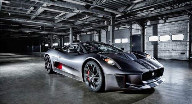 Jaguar C-X75: Самый инновационный автомобиль компании