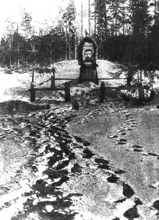 Первое захоронение героя в Чернушках. Первое захоронение героя в Чернушках.