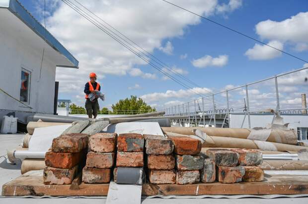 В 10 многоквартирных домах Бахчисарая и Научного заменят кровлю