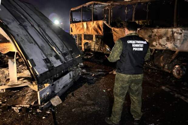 Появилось видео с места страшного ДТП с автобусом на Кубани