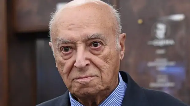 Директор Театра имени Вахтангова рассказал о состоянии Этуша после отмены спектакля