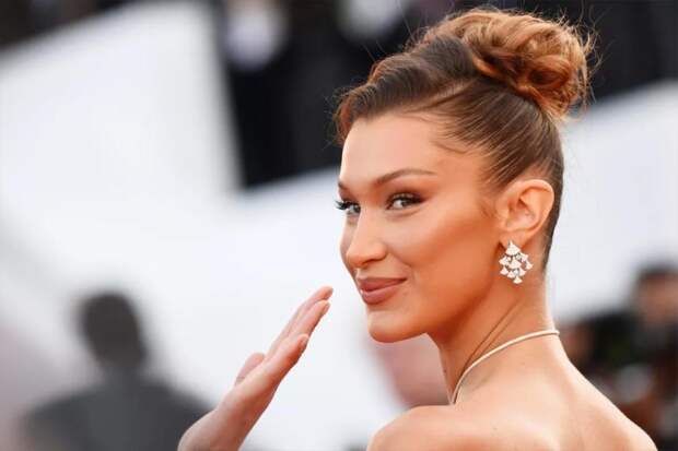 Белла Хадид рассказала о борьбе с болезнью Лайма