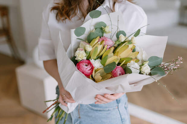 "МК": арестанты в России попросили разрешить им заказывать цветы для родных