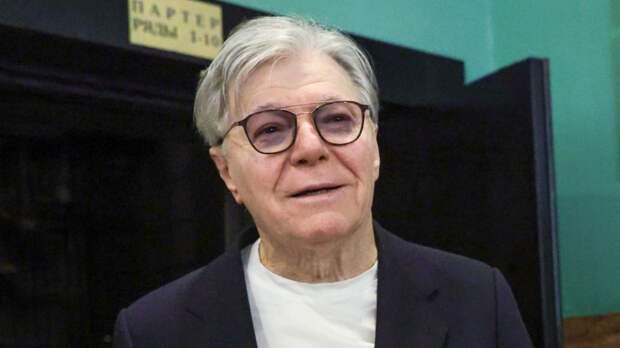 Старейшина "Ленкома" актер Збруев остается в больнице