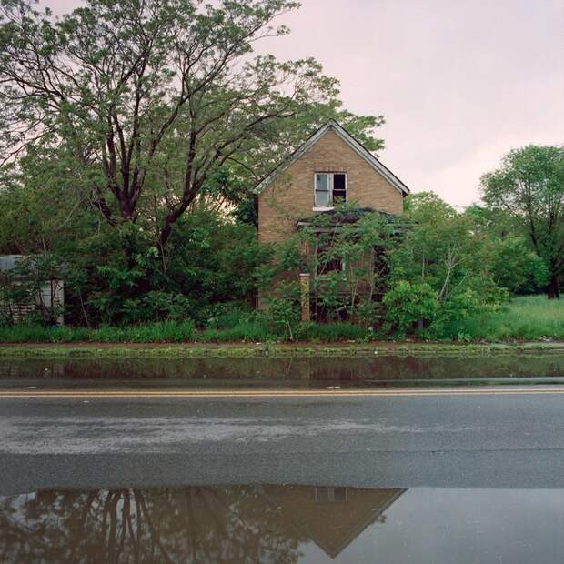Фотограф из Детройта показал заброшенные дома этого города америка, детройт, заброшенные дома, кевин бауман, фотография