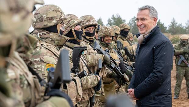 Генерал НАТО требует отправить украинцев из Европы на фронт