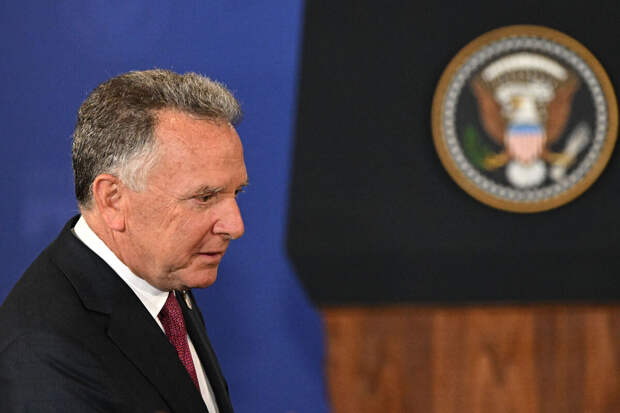 Самолет спецпредставителя президента США Уиткоффа вылетел в Женеву