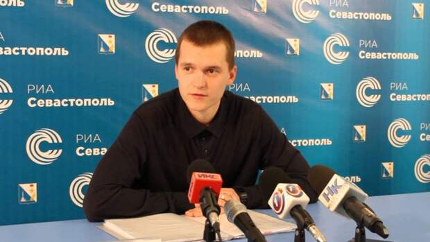 Ему потребовалось всего семь месяцев, чтобы уложить пассажирские перевозки в Севастополе на «обе лопатки» (фото)