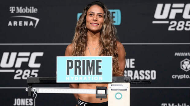 Tabtha Ricci at UFC weigh-ins
