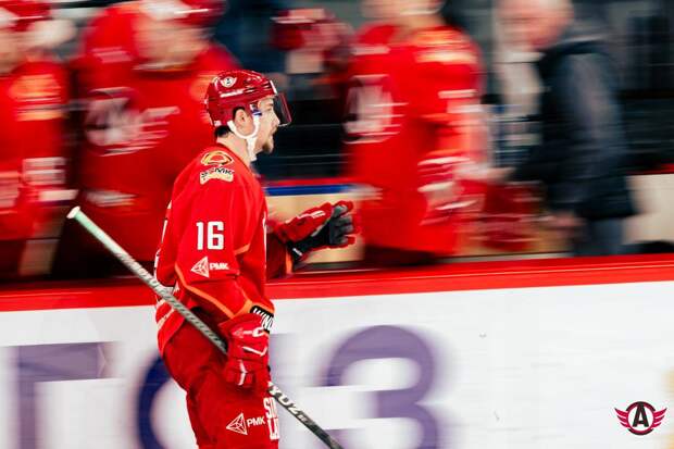 Нападающий Рид Буше может не вернуться в «Автомобилист» до конца сезона