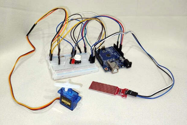 Караул, тонем: В Новосибирске студенты НГТУ остановили потоп одним движением