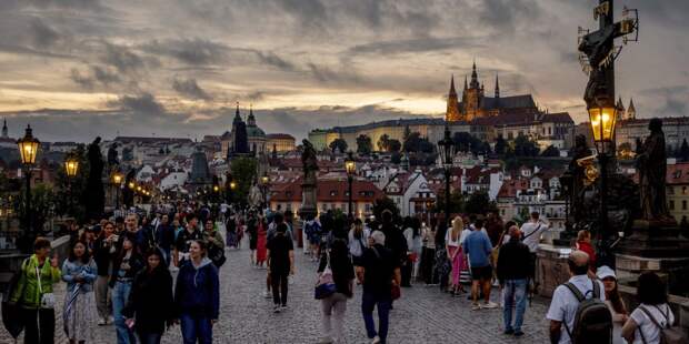 Американцы покидают США в рекордных количествах со времен Великой депрессии