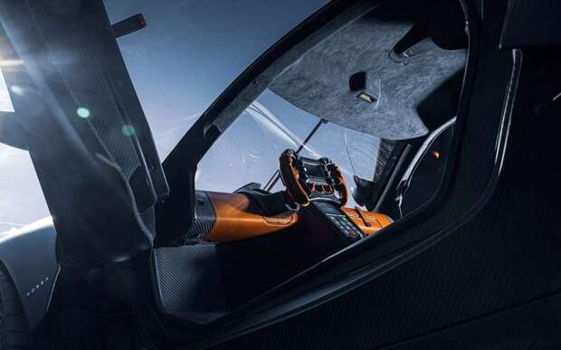 Появились новые подробности о российском суперкаре Rossa