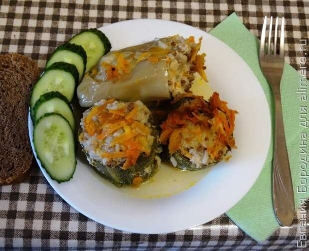 Фаршированные кабачки Фаршированные кабачки