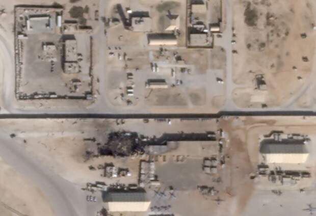Спутниковое фото последствий обстрела американской базы в Ираке Фото: REUTERS