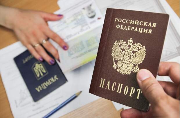 Новый закон отрежет миллионам граждан путь на Украину