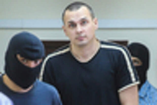 Олег Сенцов в зале суда