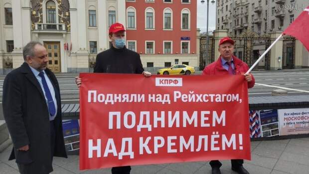 Как победить фашизм в России. Роман Носиков о Рашкине, Навальном и борьбе с не тем народом Как победить фашизм в России. Роман Носиков о Рашкине, Навальном и борьбе с не тем народом
