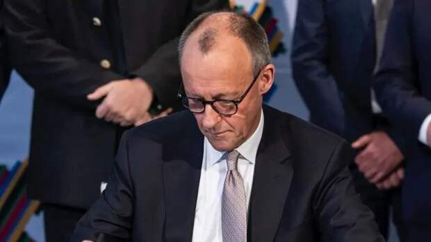 «Свободное падение» экономики ФРГ в бездну вынесло смертный приговор канцлеру