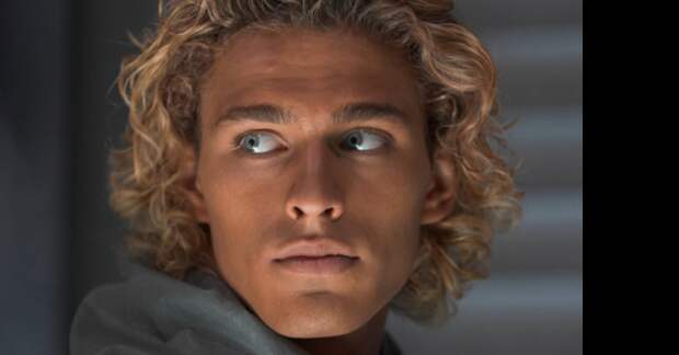 Звезда блокбастера Бондарчука «Обитаемый остров» выбросился из окна