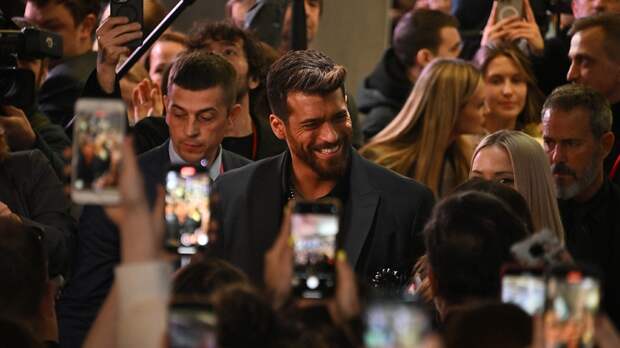 «Там были обнаружены наркотики»: Джана Ямана задержали в Стамбуле