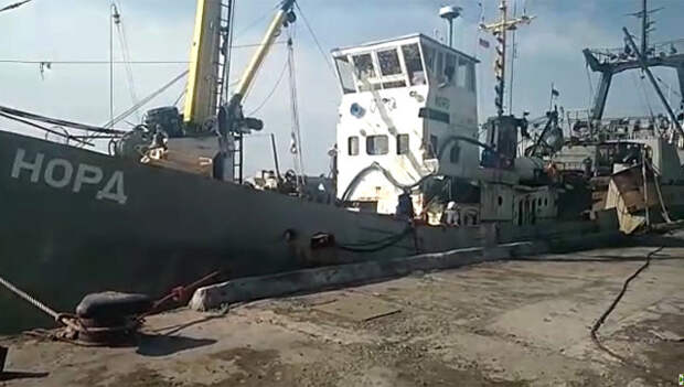 Задержанное в украинской части территориальных вод Азовского моря рыболовецкое судно Норд