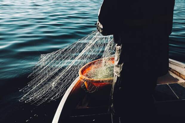На нерестовых участках Нижнекамского водохранилища почти на два месяца запретили рыбалку