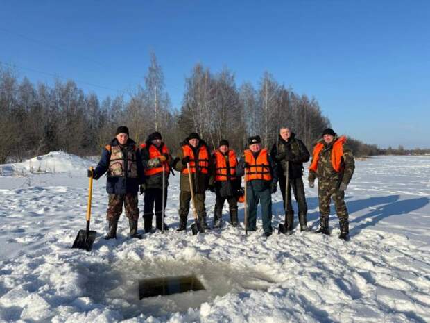 Сделаем лунки - спасем рыбу от замора!