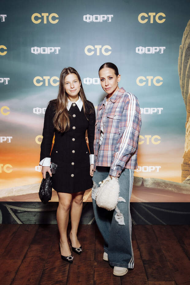 «Паспарту, сколько у нас ключей?»: Дарья Мельникова, Александр Петров и Юлия Барановская