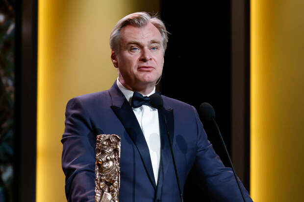 DM: актер из фильма "Бэтмен: Начало" Джон Нолан скончался в возрасте 87 лет