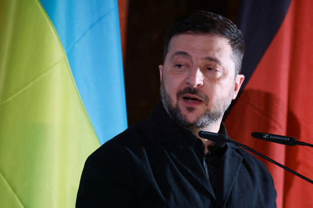 Украинцы массово устремились искать альтернативу Зеленскому