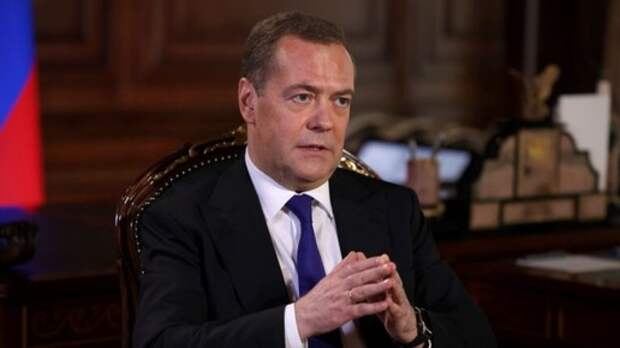 Медведев опубликовал видео удара «Орешником» по объектам в Львовской области