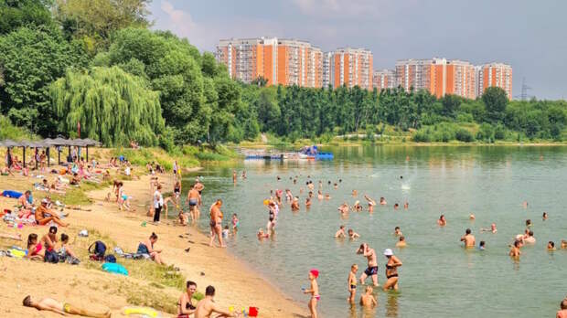 Вильфанд допустил, что купальный сезон можно открыть в Москве уже в выходные