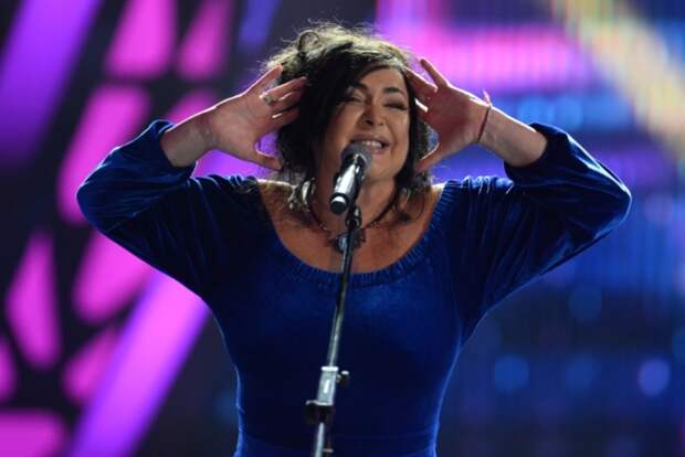 Песни Лолиты предложили включить в школьную программу в качестве плохого примера