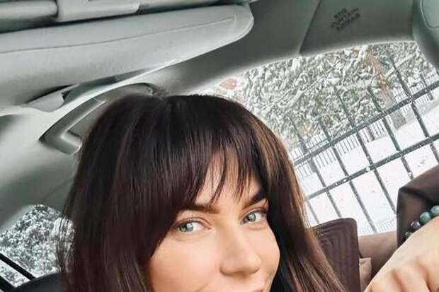 Актриса Екатерина Волкова сделала стрижку и челку