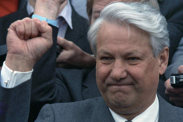 Юденич: начальник охраны Коржаков оказывал на Ельцина почти абсолютное влияние