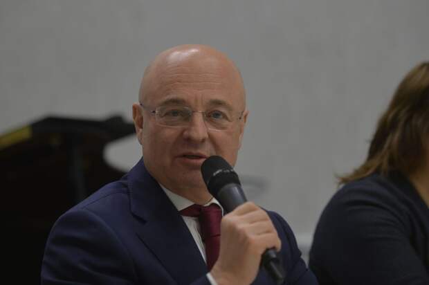 Префект ЮВАО Андрей Цыбин