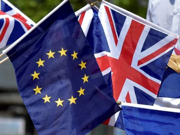Фото: Мэй: Великобритания перестанет платить огромные суммы Евросоюзу