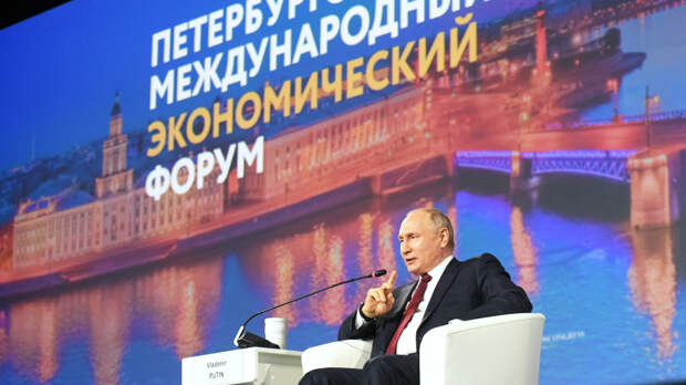 «Уйдет в политэкономию»: в Кремле раскрыли темы выступления Путина на ПМЭФ