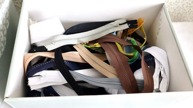 Листайте вправо