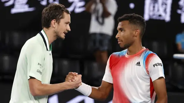 Беккер назвал матч Медведева и Оже-Альяссима лучшим на Australian Open-2022