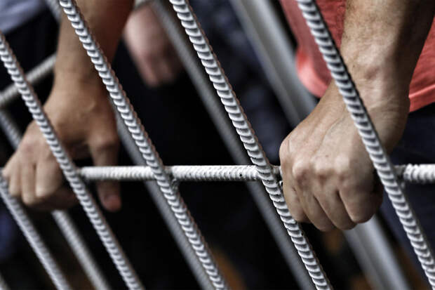 Обвиняемый в коррупции экс-глава УВМД российского города решил воевать