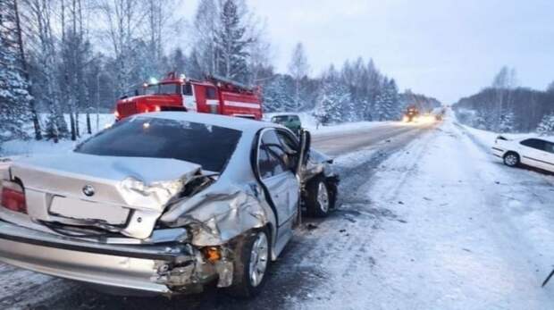 Авария дня. Водитель BMW пострадал в ДТП под Томском