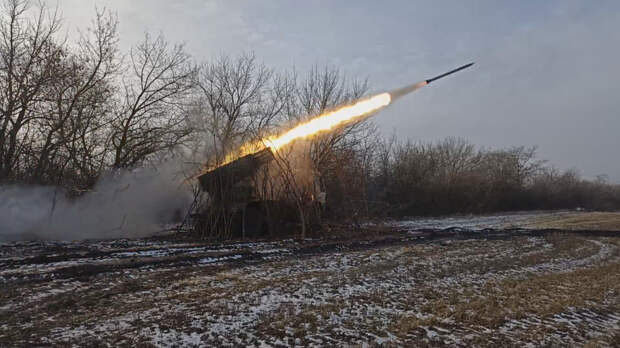 «Ураган» пронесся по позициям ВСУ на красноармейском направлении. Лучшее видео из зоны СВО