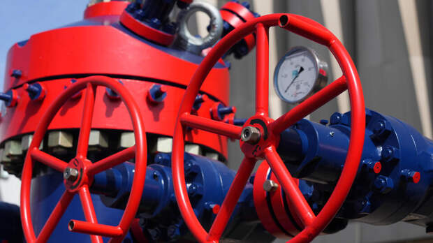 Сийярто: Европе грозит дефицит энергоресурсов без российской нефти