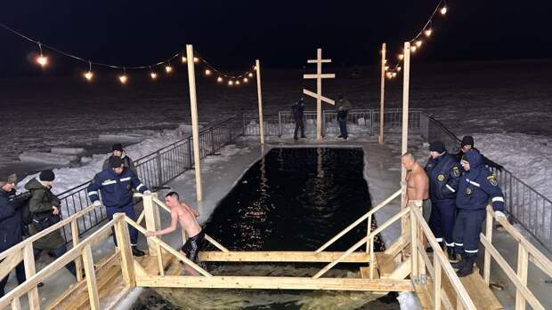 Каждый восьмой житель Владивостока готов окунуться в ледяную воду