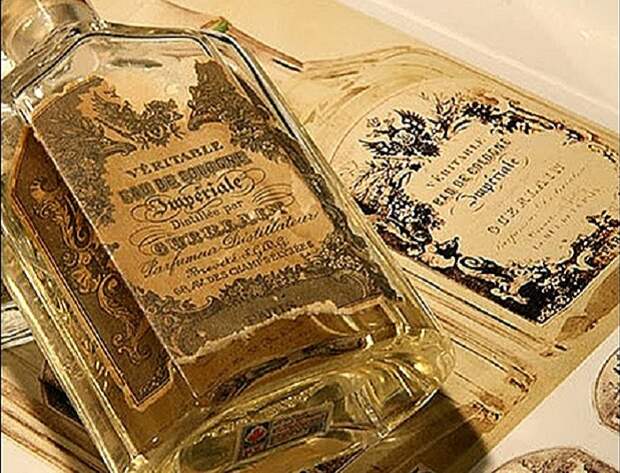 Туалетная вода «Eau de Cologne». | Фото: lh6.ggpht.com.