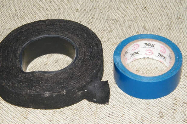 Почему в СССР все чинили именно синей изолентой: разгадка старого феномена